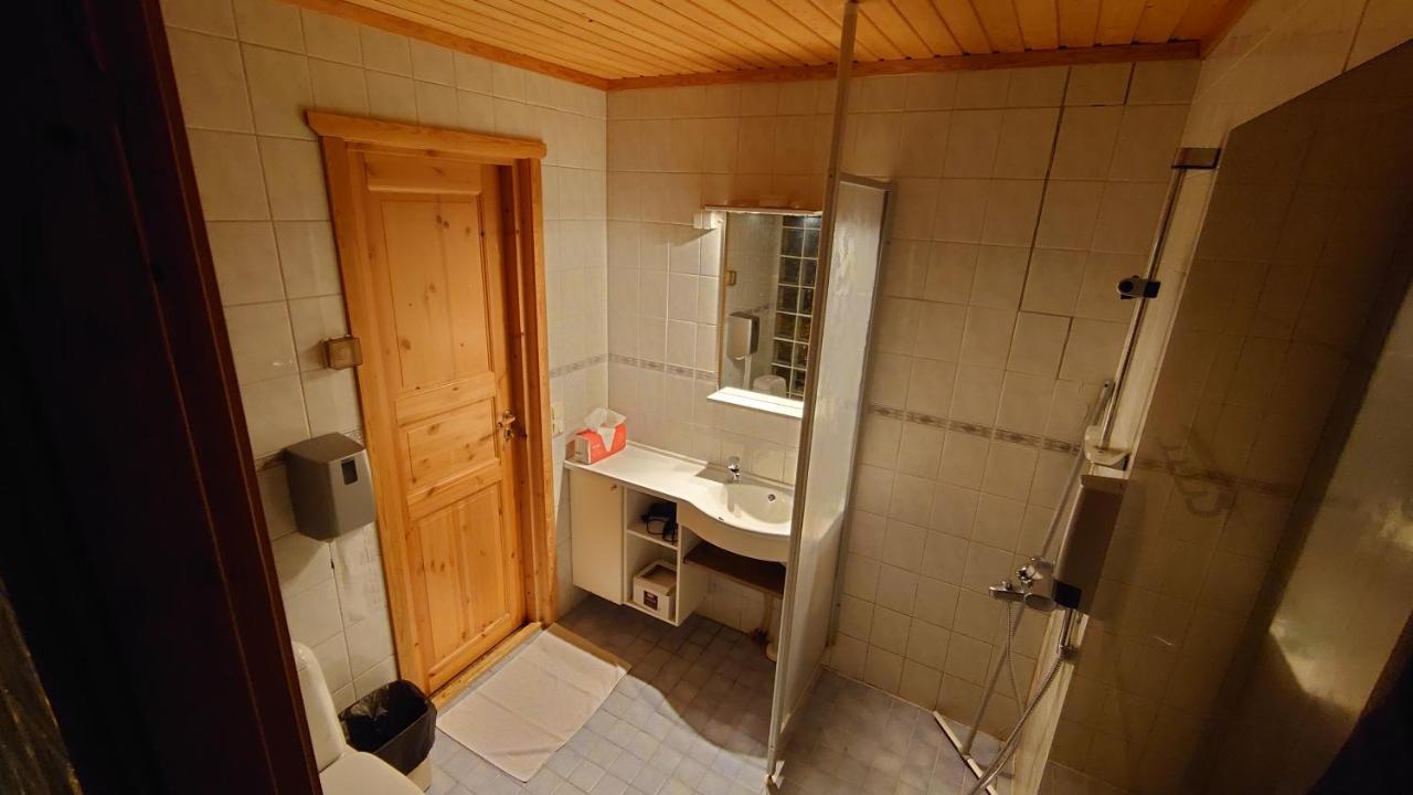 Hotel Guossi 카리가스니에미 외부 사진