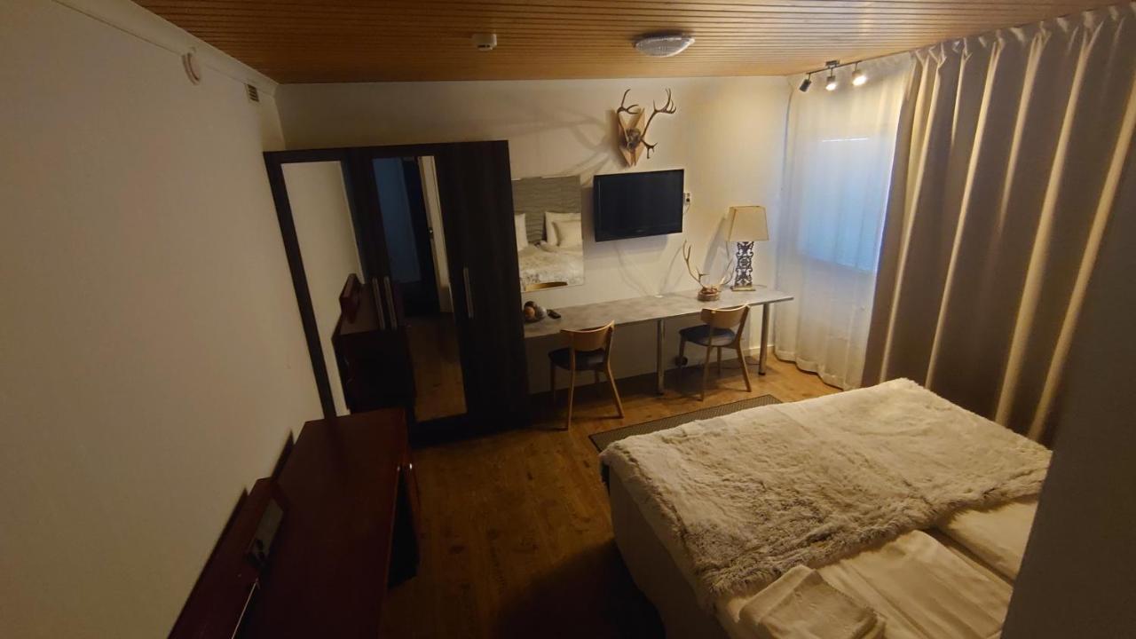 Hotel Guossi 카리가스니에미 외부 사진