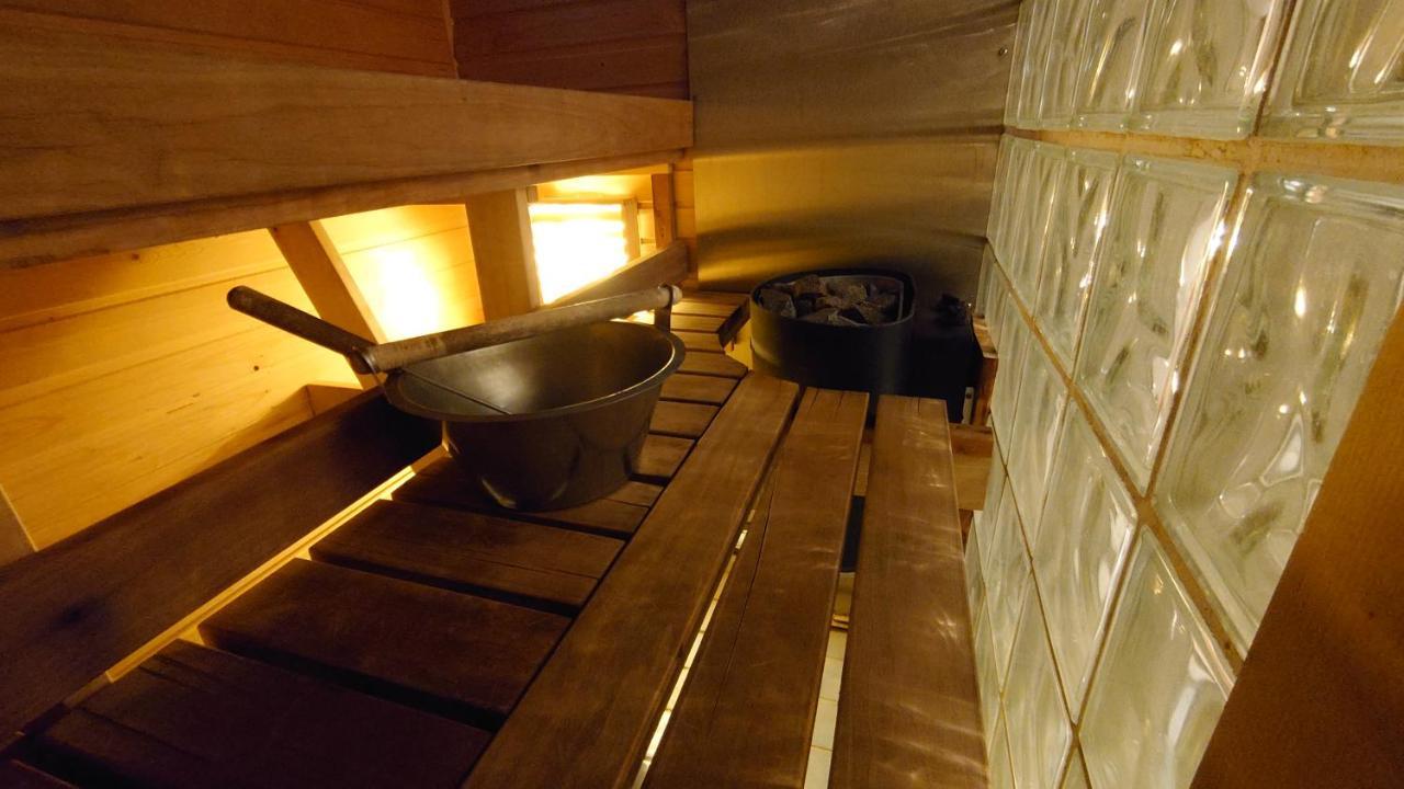 Hotel Guossi 카리가스니에미 외부 사진